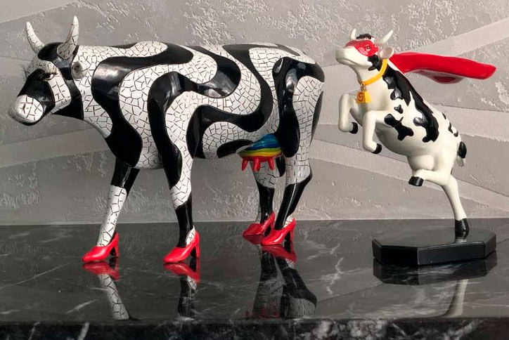 Cow Parade корова Super Cow Size M Cow Parade корова Super Cow Size M
