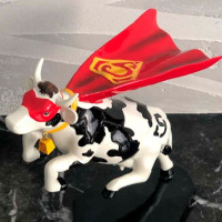 Коллекционная статуэтка Cow Parade корова Super Cow Size M Коллекционная статуэтка Cow Parade корова Super Cow Size M