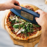 Кухонный нож для пиццы BergHOFF Leo