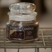 Ароматическая свеча Village Candle Кофейные зерна