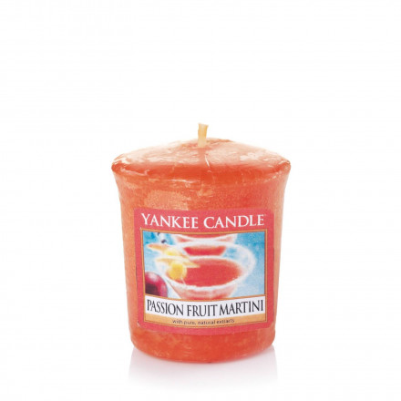 Ароматическая свеча Yankee Candle Маракуйя, мартини 